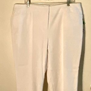 White cropped pants